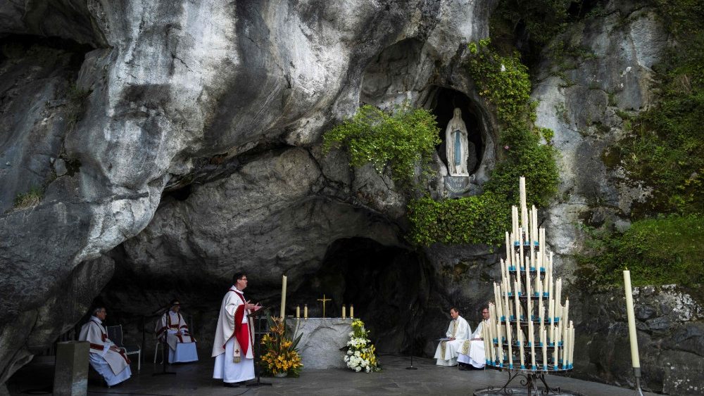 Lourdes: The Medical Bureau of the Sanctuary – F.I.A.M.C.